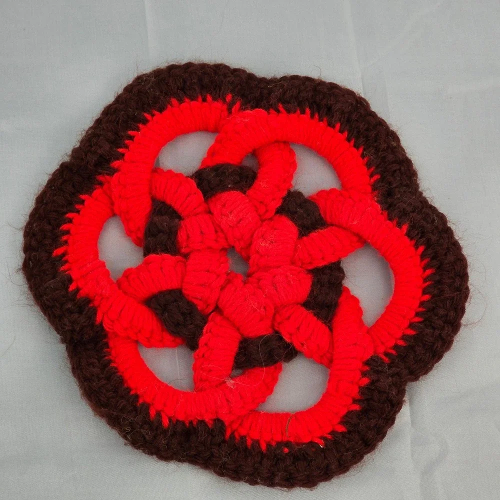 Handmade Crochet Celtic Knot Trivet Coaster Red Brown Interlocking Round 8.5